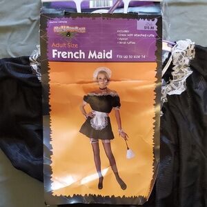 HALLOWEEN Adult French Maid Costume - Black and White. A3
